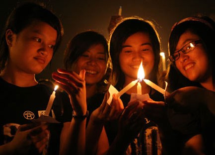 47 provinces and cities in Vietnam respond  to Earth Hour  - ảnh 1